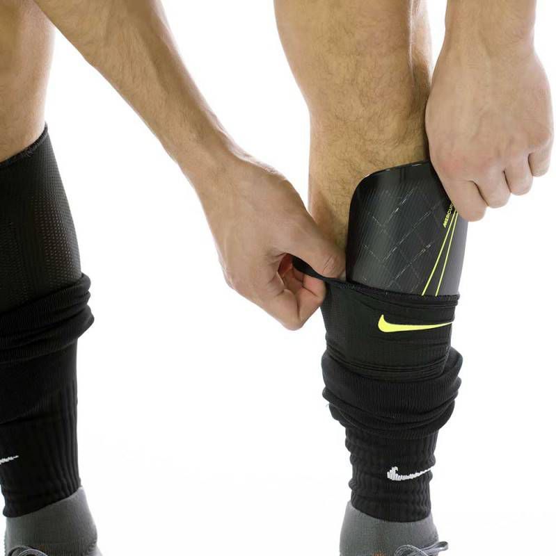 Nike Mercurial Lite Scheenbeschermers Black Volt Black - Vindjeschoen.nl