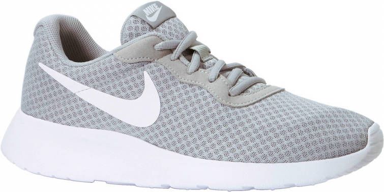 Nike Tanjun sneakers lichtgrijs/wit - Vindjeschoen.nl
